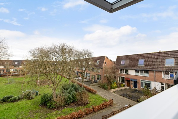 Foto - Te koop: Fijne gezinswoning met carport!